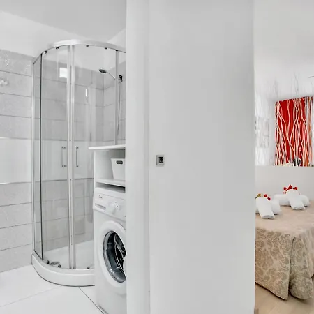 Estudio Renovado Con Piscina, Wi-fi Y Parking En Playa De Las Americas - Es-347-8